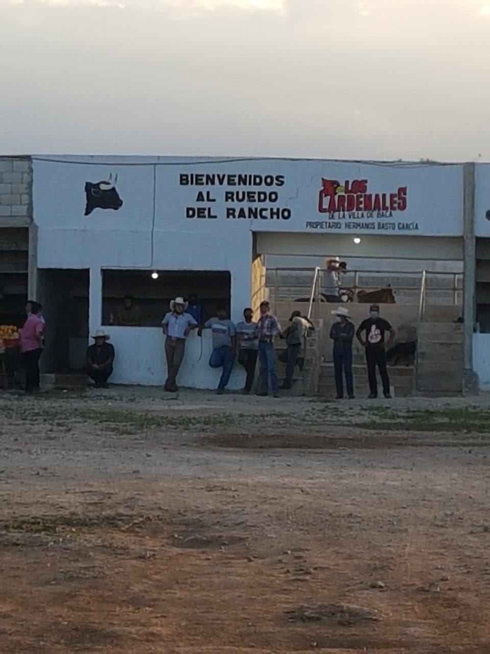 Suspenden corrida de toros clandestina en Baca, Yucatán