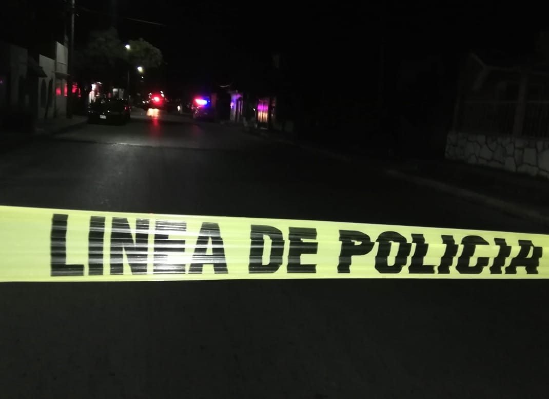 Hombres asesinan a balazos a un transeúnte en la Zona Continental de Isla Mujeres