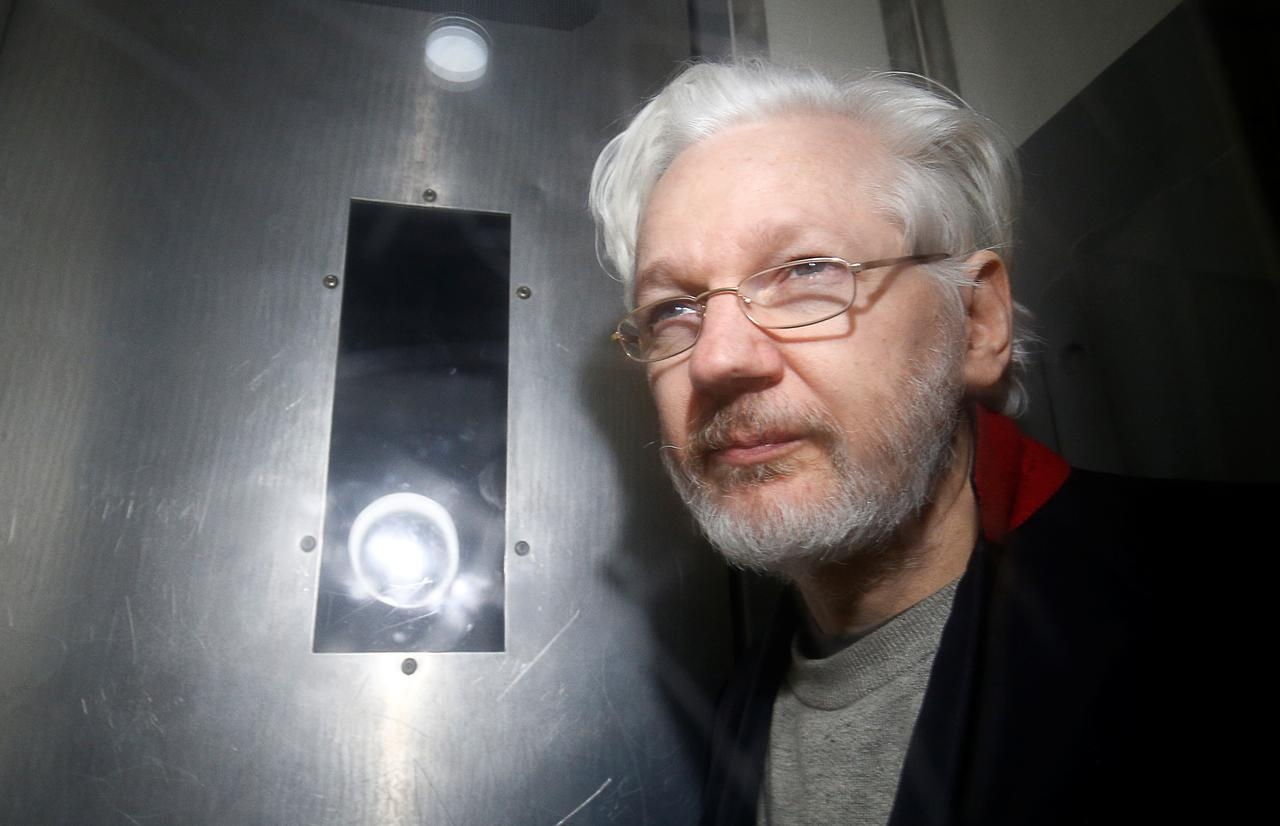Niegan extradición de Julian Assange a los Estados Unidos  