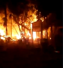 El incendio se originó en una tienda conveniencia en Tulum