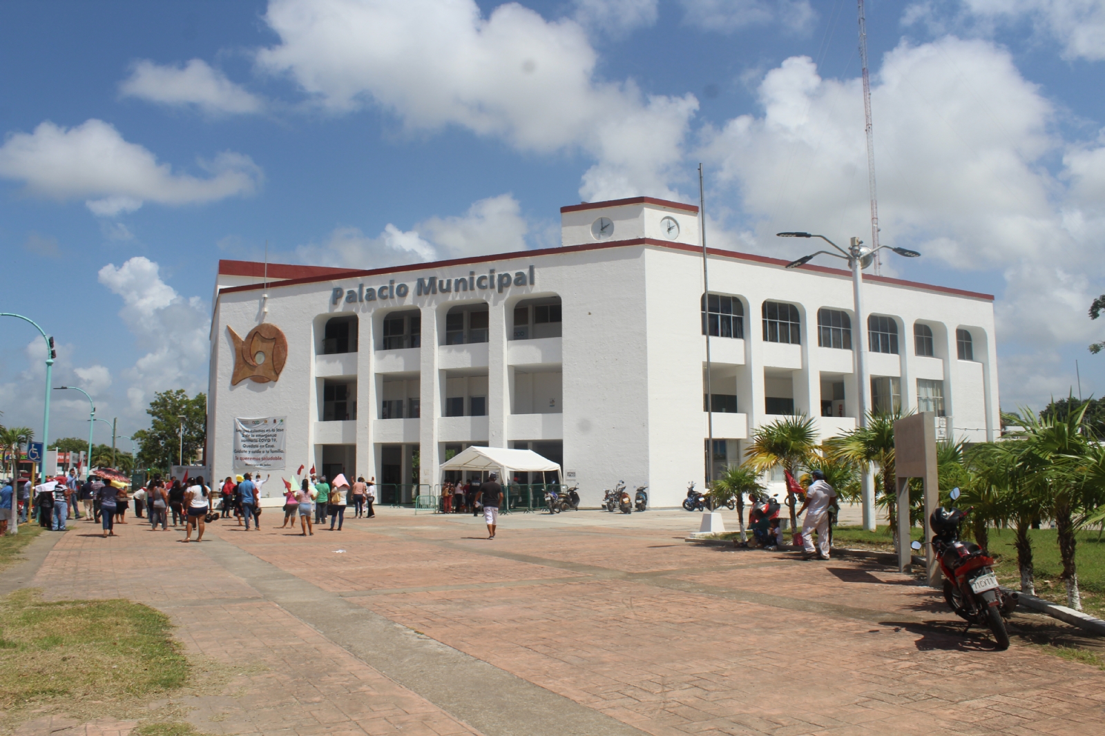 Funcionarios acusados por violencia política de género reciben nombramientos en Quintana Roo