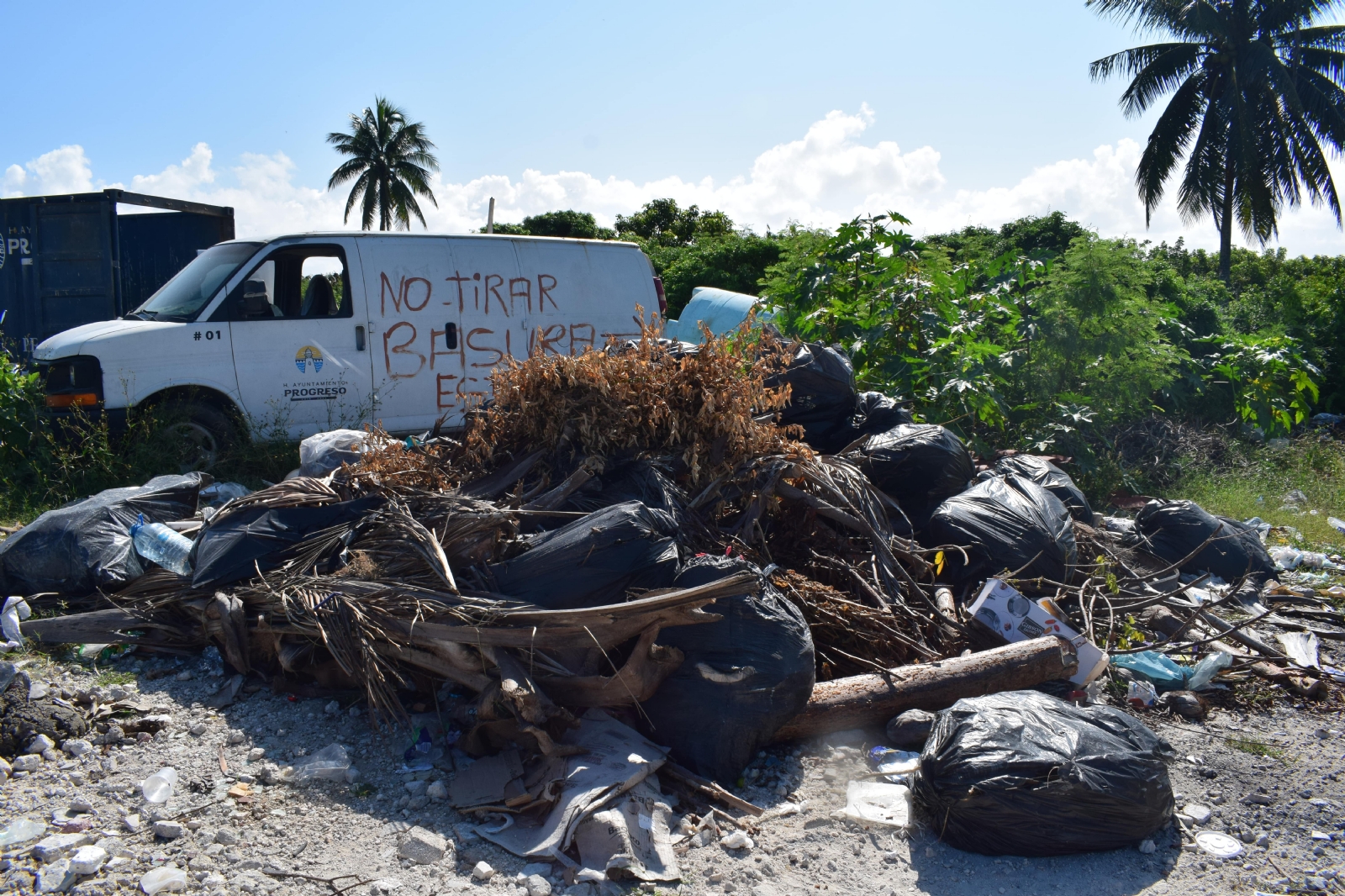 Falla estrategia de Prolimpia en Progreso; toneladas de basura superan su capacidad