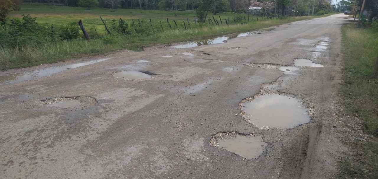 Autoridades ignoran pésimas condiciones de las carreteras en la Palizada de Campeche