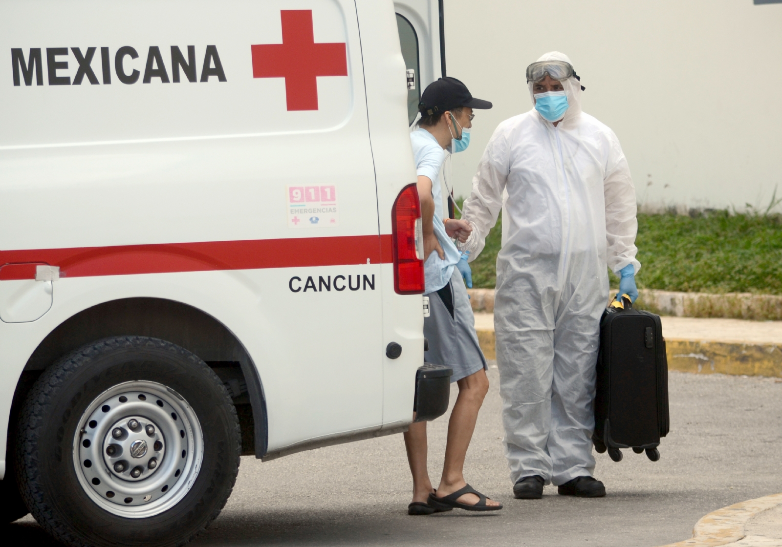Cancún encabeza el número de vacunados por COVID, así como la cifra de casos acumulados en Quintana Roo, según la SESA
