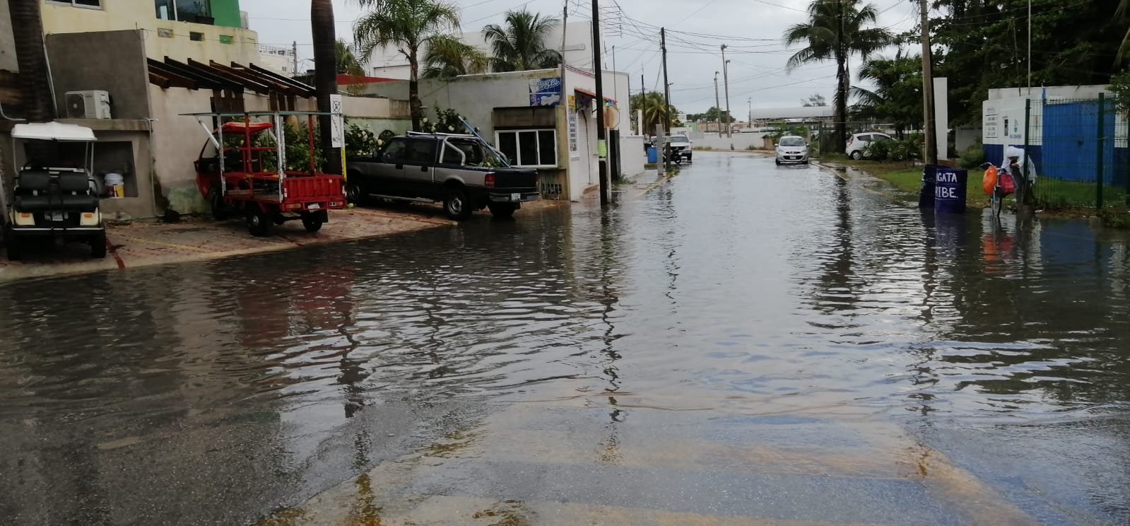 Lluvias por Frente Frío Número 4 generan inundaciones en Isla Mujeres