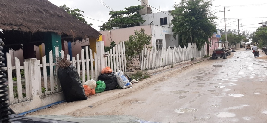 Ayuntamiento de Lázaro Cárdenas requiere 15 mdp para recolección de basura en Holbox