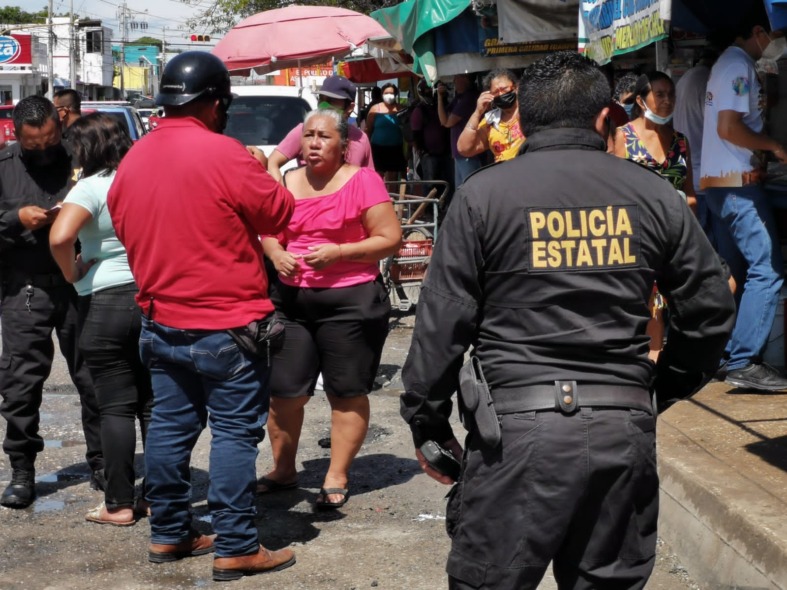 Ciudad del Carmen: Puesteros y clientes protagonizan pelea campal en el mercado del Chechén