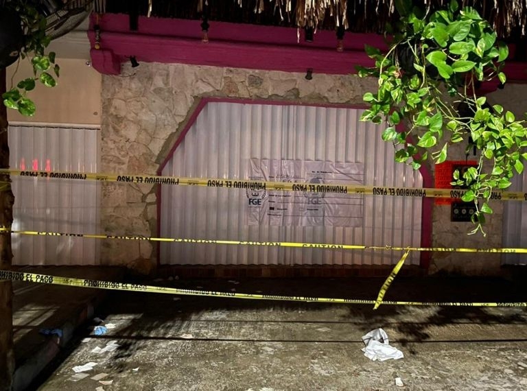 Empresarios exigen a Carlos Joaquín controlar violencia en Quintana Roo