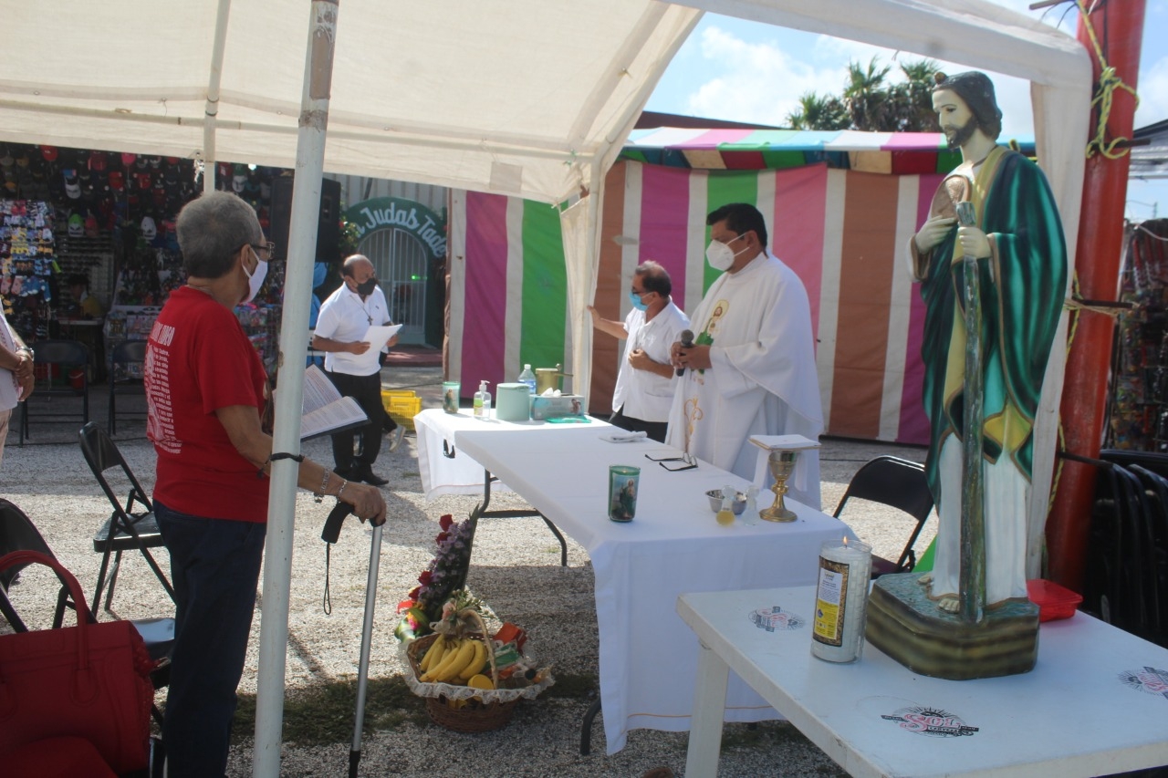 Ofician misa en honor a San Judas Tadeo, patrón de Chetumal, Quintana Roo
