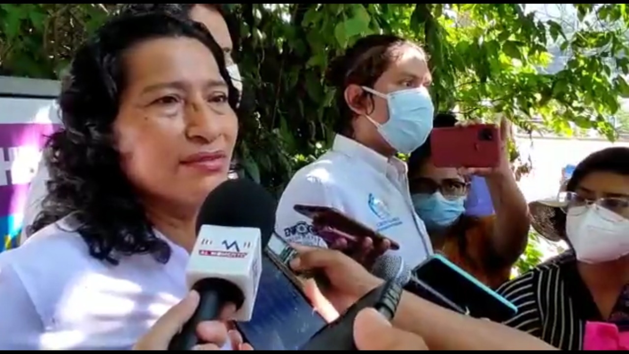 Alcaldesa de Acapulco acusa a Mara Lezama de esconder cifras de violencia en Cancún