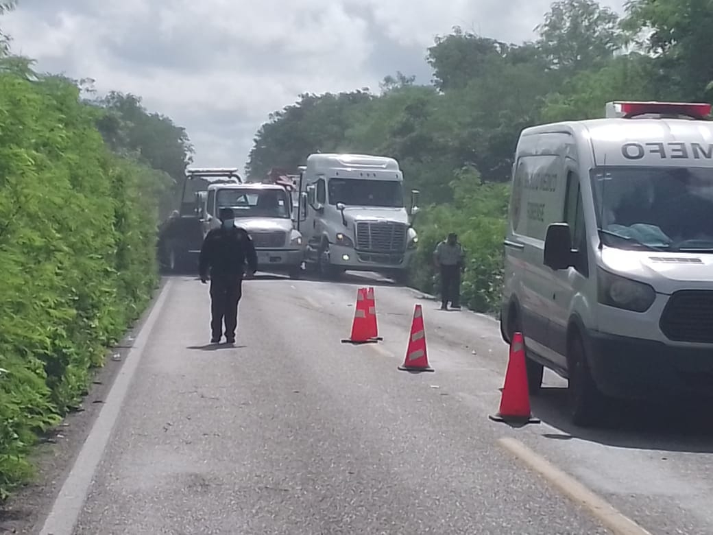 Choque sobre la carretera Mérida-Cancún deja un muerto