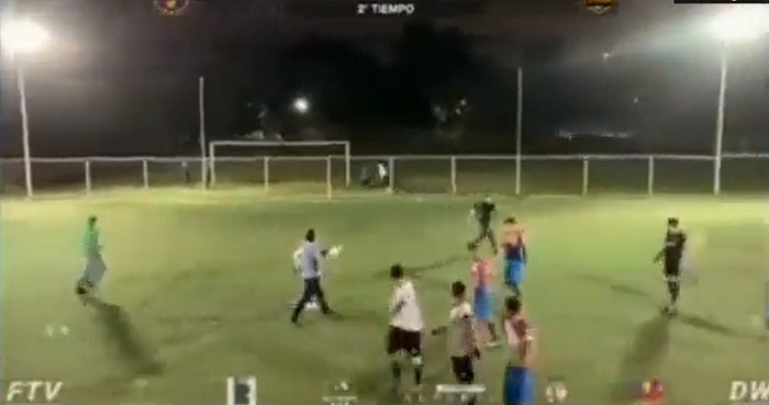 Partido de futbol termina a balazos en Azcapotzalco: VIDEO