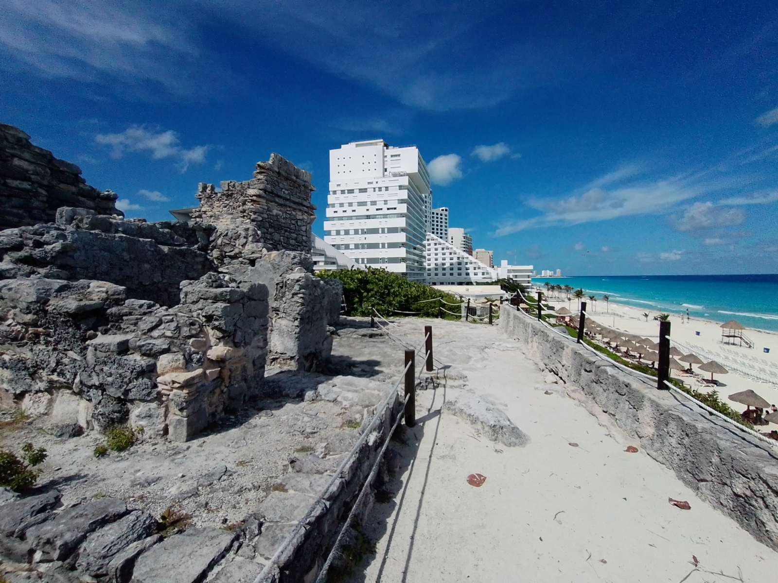 Templo del Alacrán en Cancún, zona arqueológica sin difusión turística del INAH