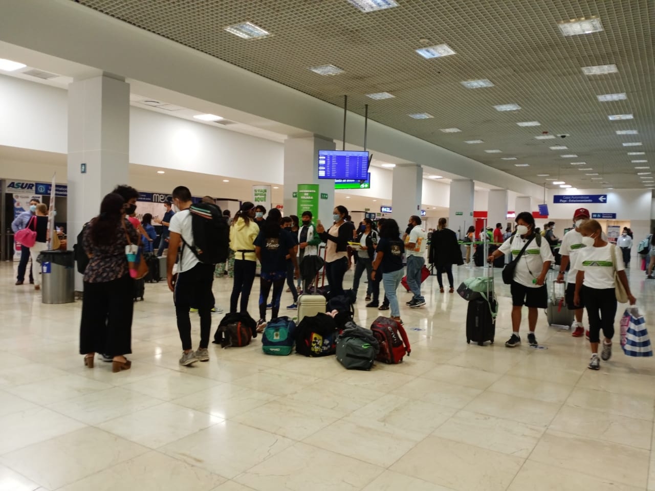 Aeropuerto de Mérida opera con normalidad tras pronóstico de mal tiempo