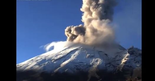 Así fue la impresionante explosión del volcán Popocatépetl: VIDEO