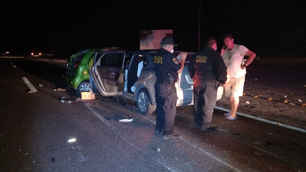Choque en la carretera Mérida-Campeche deja tres muertos