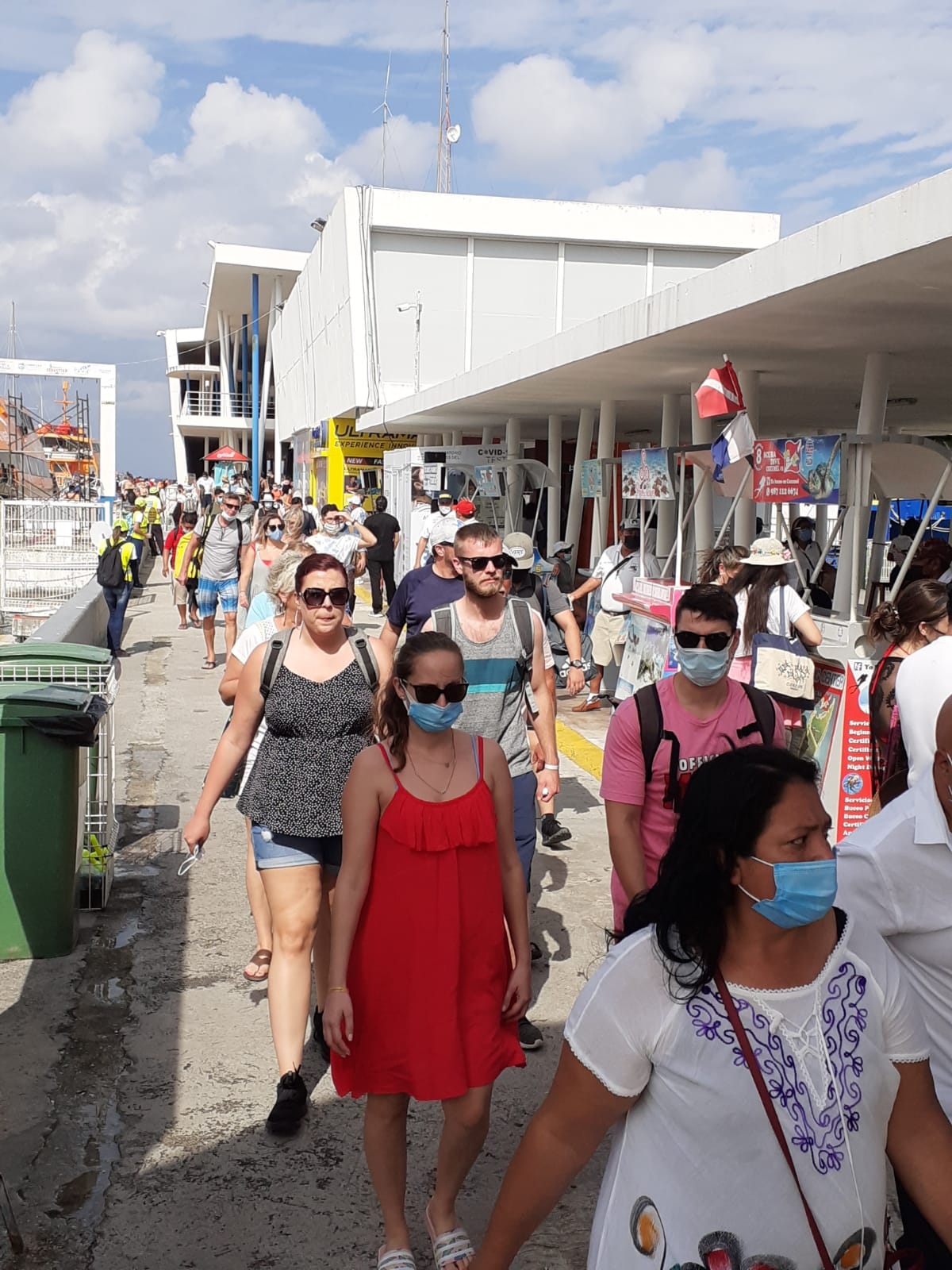 Navieras incrementan horarios de cruces marítimos de Playa del Carmen a Cozumel
