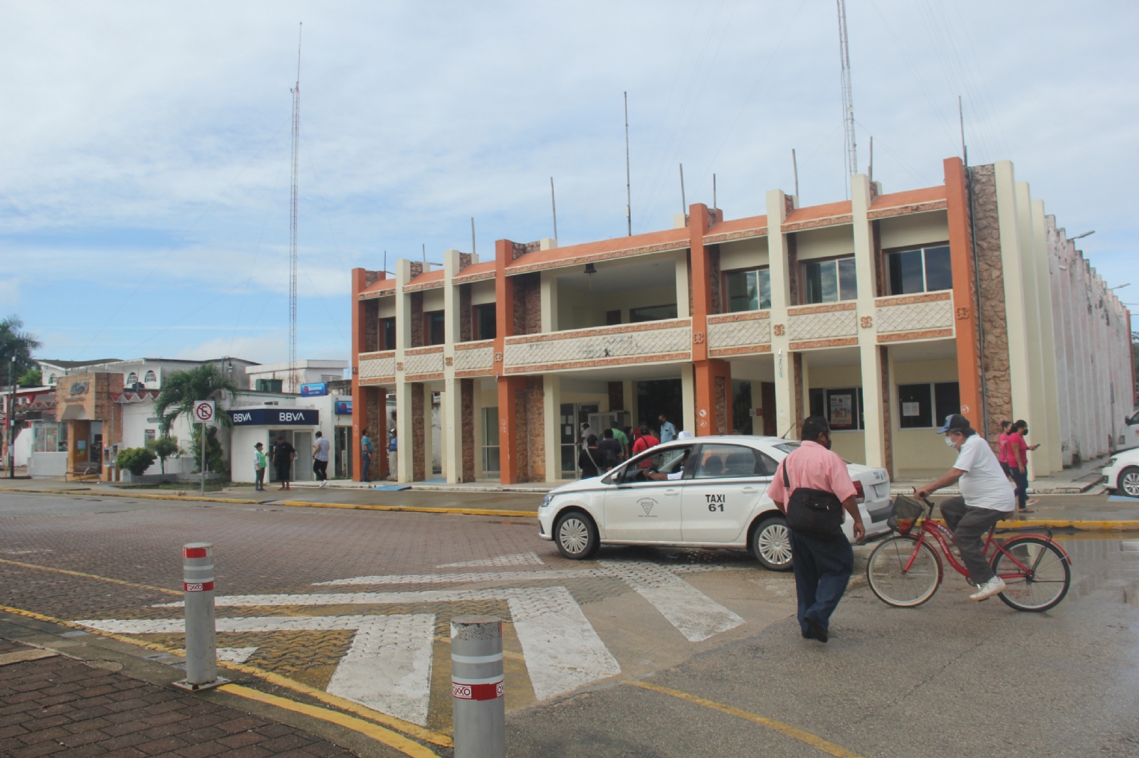 Subdelegados de Carrillo Puerto exigen pago atrasado de prestaciones laborales