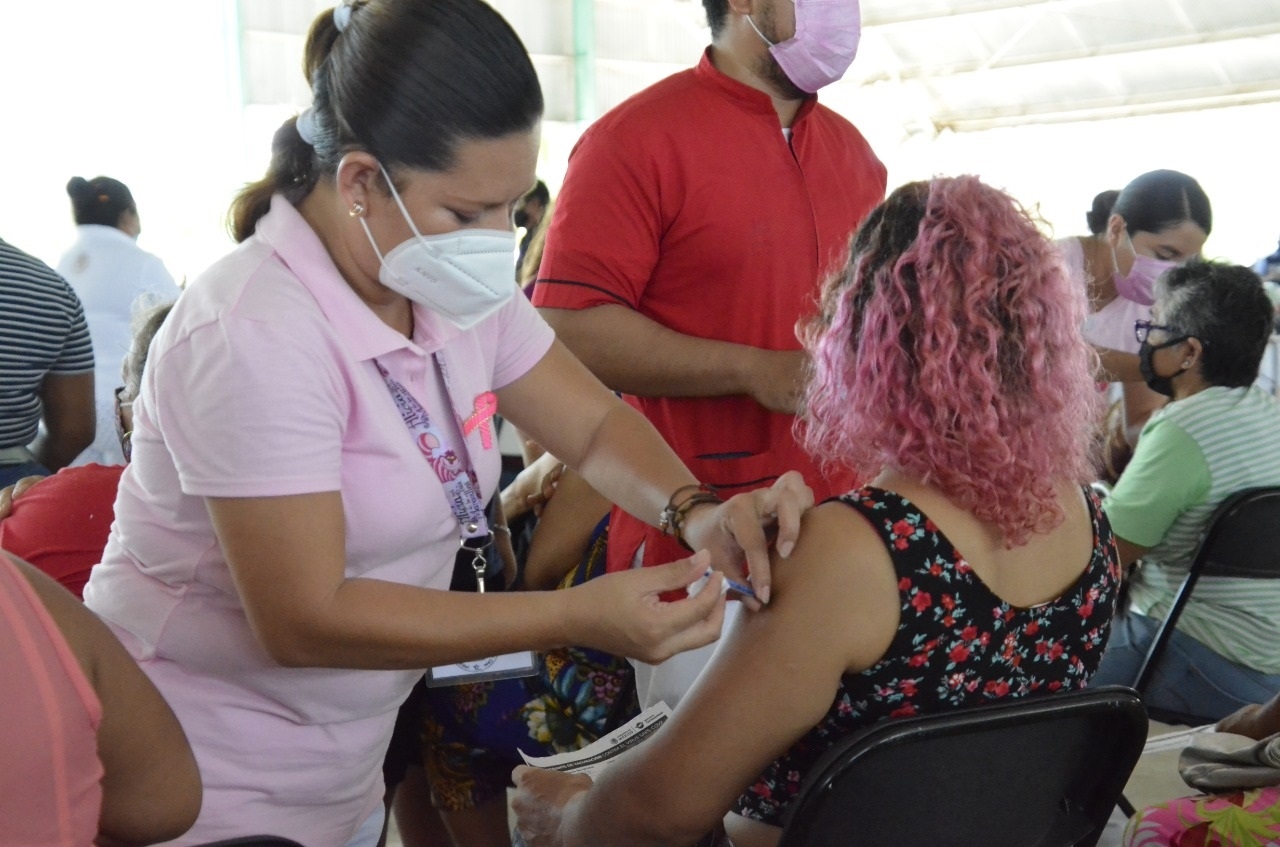 Arranca vacunación contra la influenza en Ciudad del Carmen