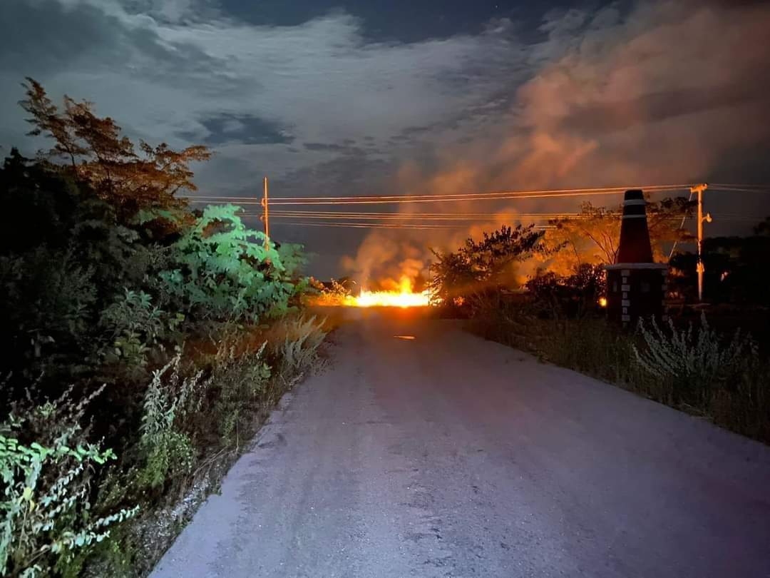 Cortocircuito causa incendio en Chicxulub Pueblo, Yucatán