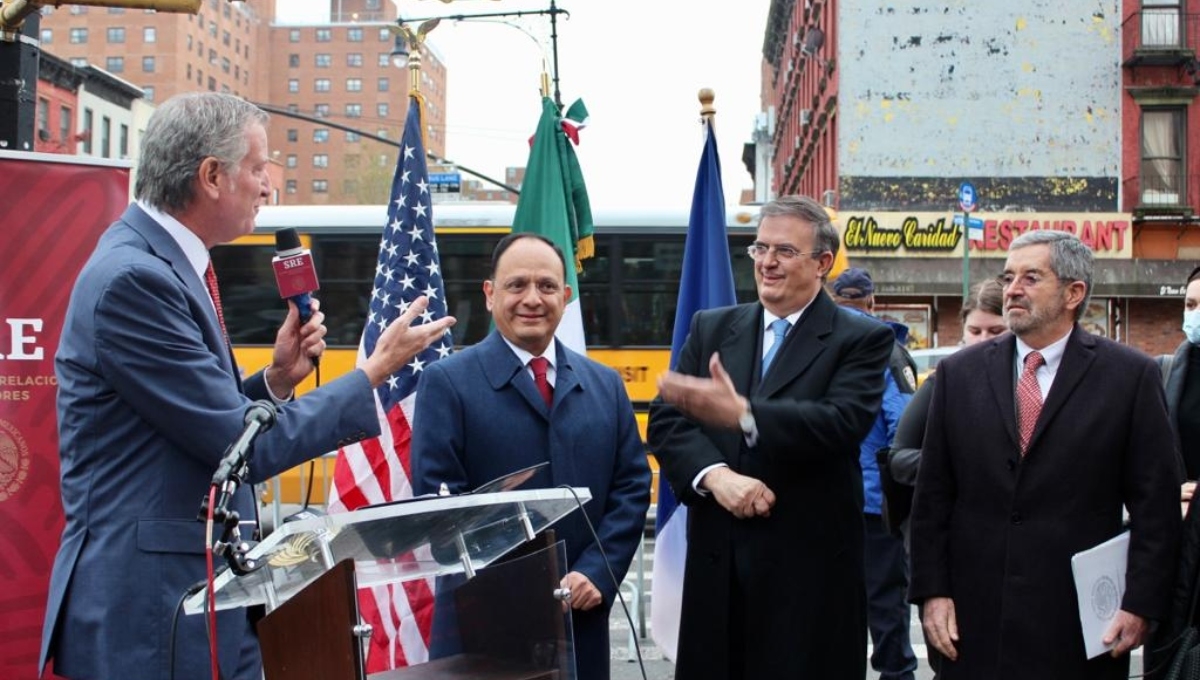 Marcelo Ebrard y Bill de Blasio inauguran la Av. México-Tenochtitlán en el corazón de Manhattan