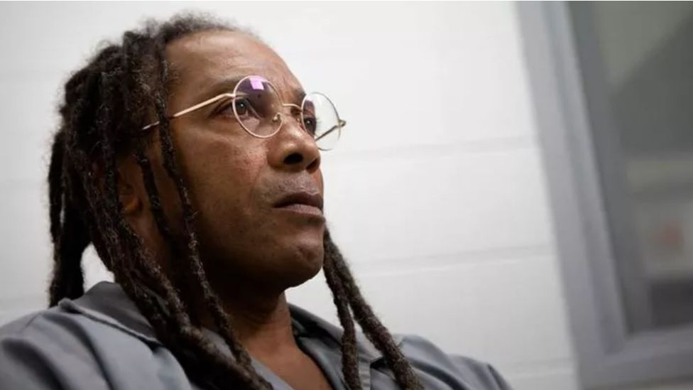 Estuvo encarcelado 43 años en Estados Unidos; lo liberan por ser inocente
