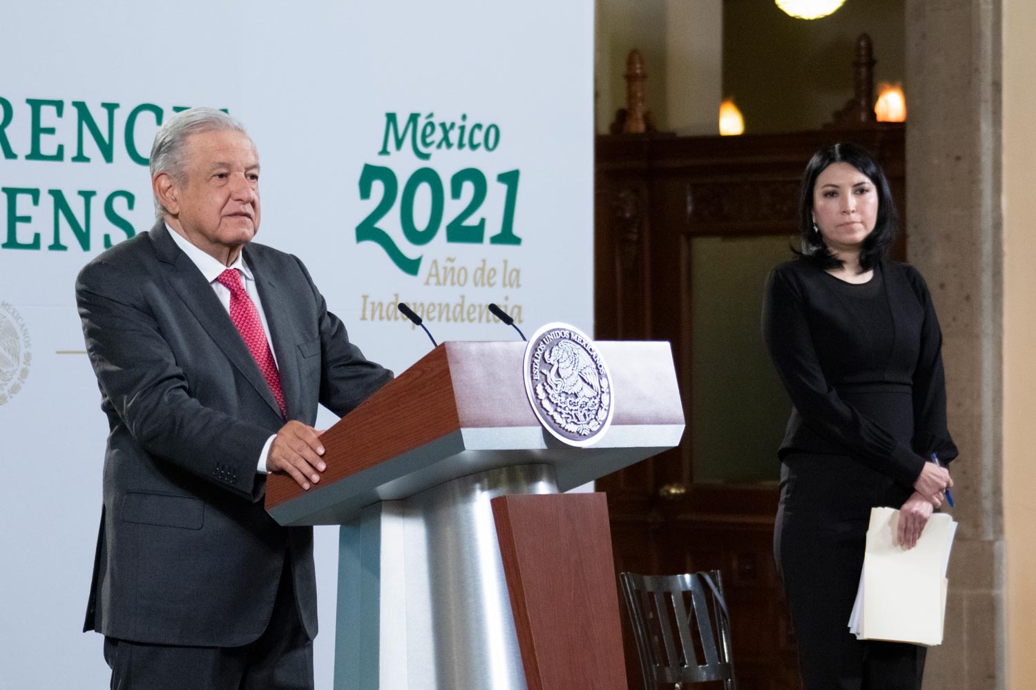 Gobierno Federal
AMLO enviará propuesta de Victoria Rodríguez Ceja para Banxico, sería la primera mujer al frente