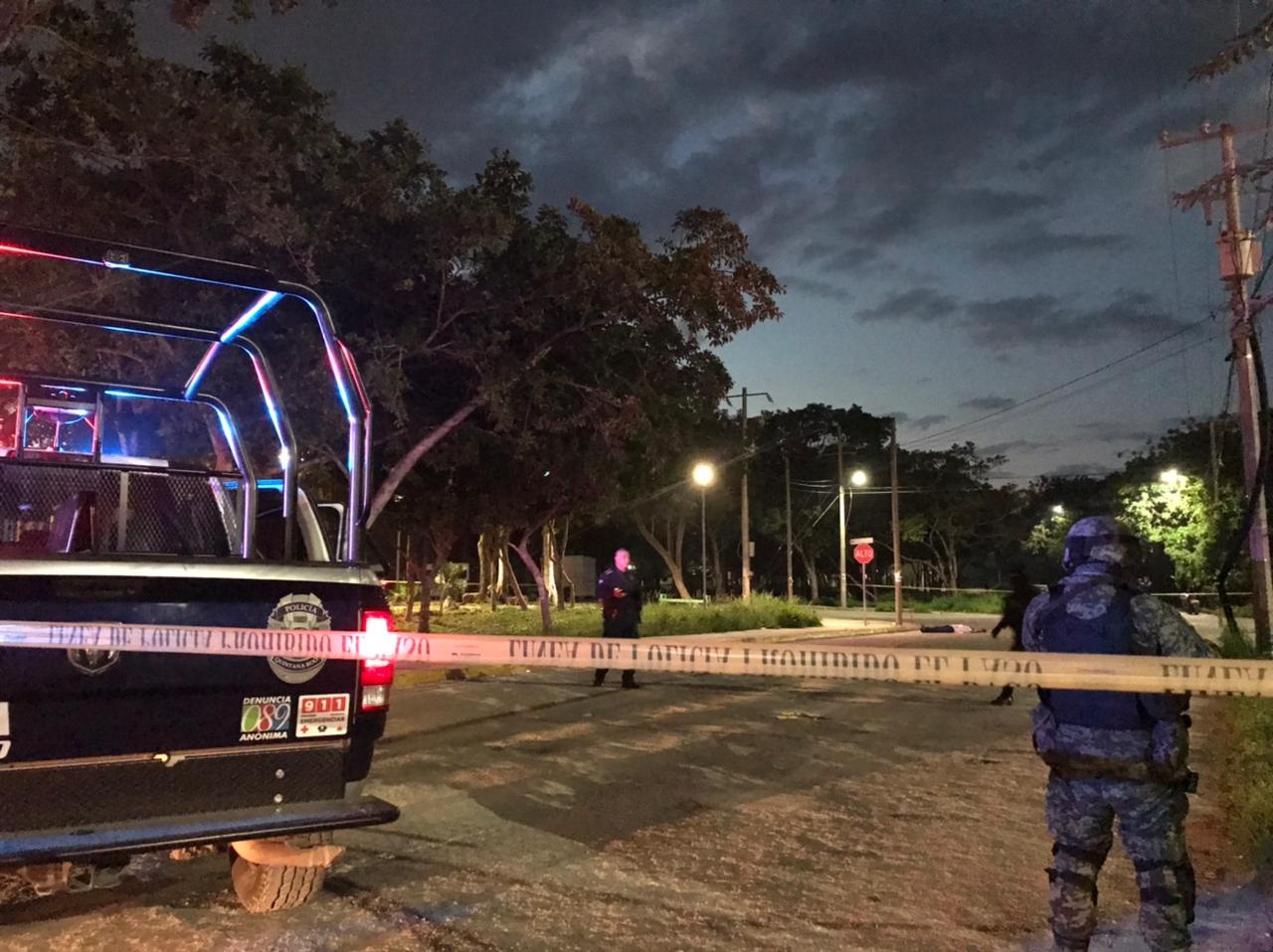 Ejecutan a balazos a un hombre frente a su esposa en la Región 247 de Cancún