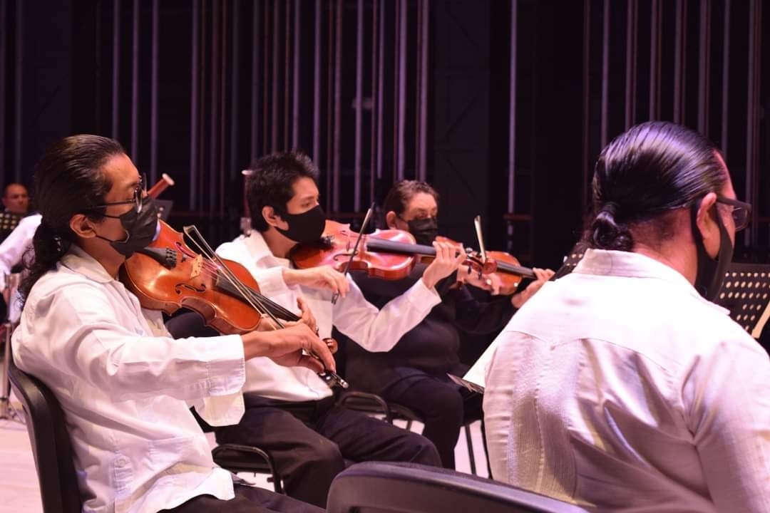 Orquesta Sinfónica de Campeche prepara conciertos navideños