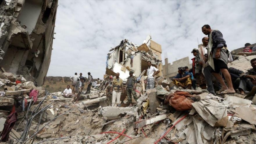 Al menos 22 personas murieron en el bombardeo, entre ellos niños, mujeres embarazadas y adultos mayores