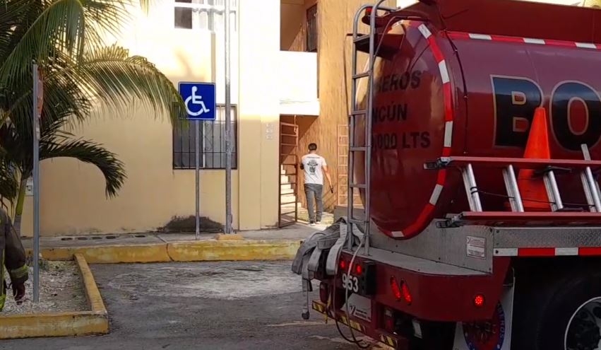 Se incendia departamento del fraccionamiento Paseos del Mar en Cancún