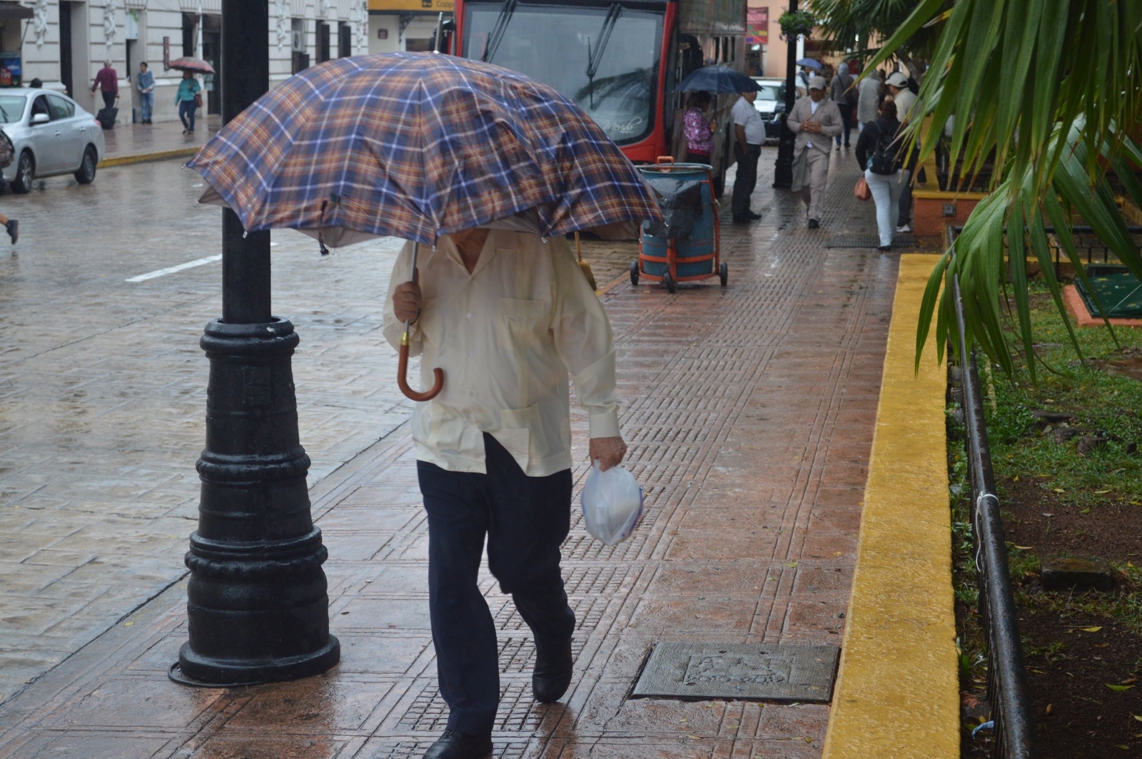 Lluvias fuertes seguirán afectando a Yucatán este sábado 18 de diciembre