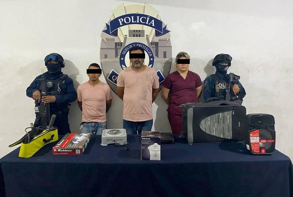 Detienen a tres personas tras asalto en la tienda Asís de Cancún