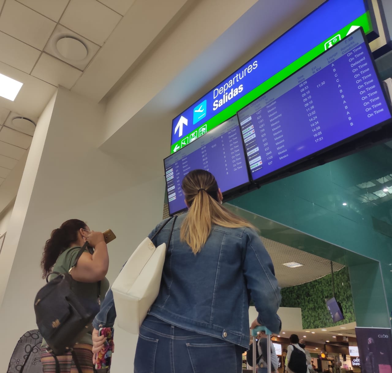 Neblina en la CDMX atrasa llegada de vuelos al aeropuerto de Mérida