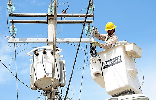 Los trabajos de empresa de electricidad continuarán