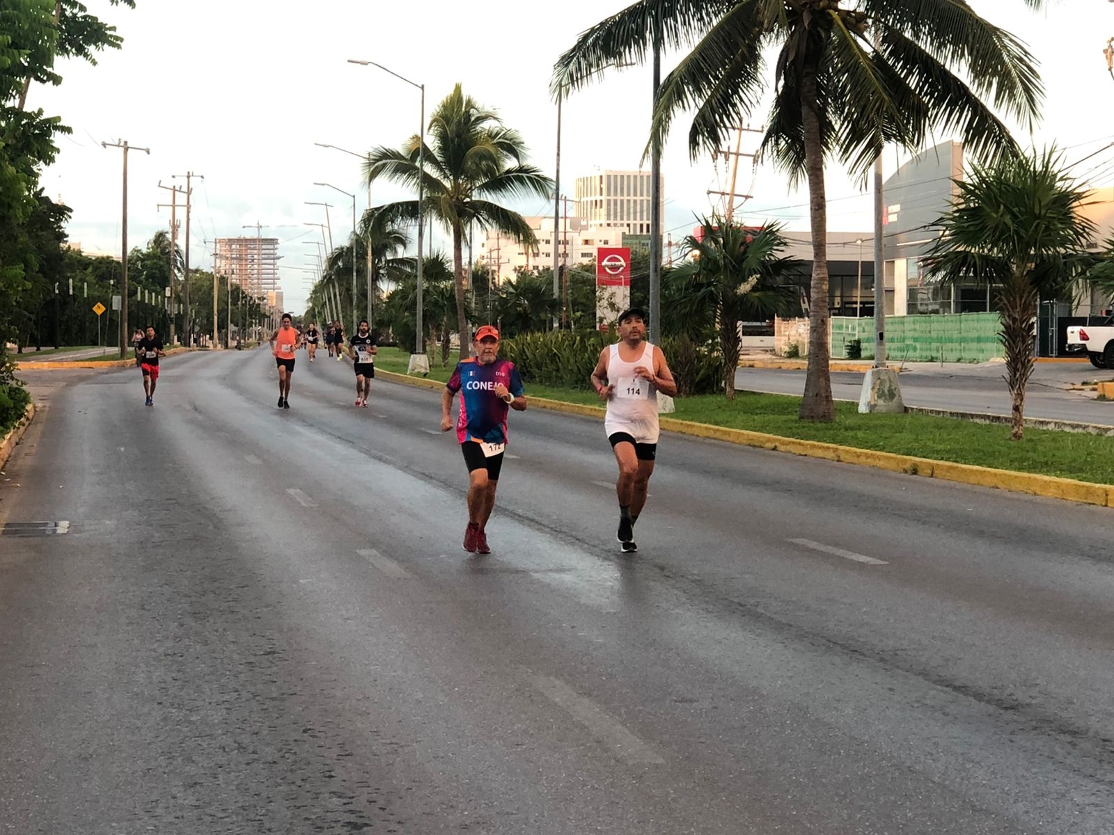 Más de 500 atletas participan en la primera 'Carrera Por La Esperanza' en Cancún