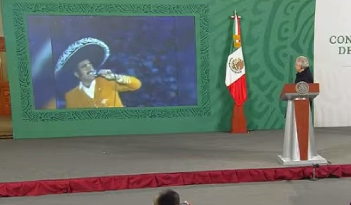 El presidente aseguró que "El Charro de Huentitán" fue un símbolo de la canción ranchera
