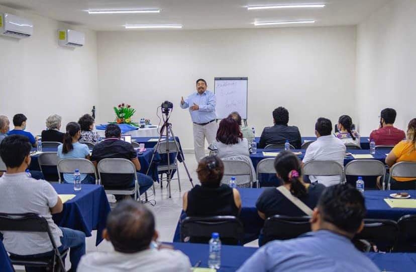 Proponen mega tianguis navideño en apoyo a más de 200 emprendedores de Chetumal