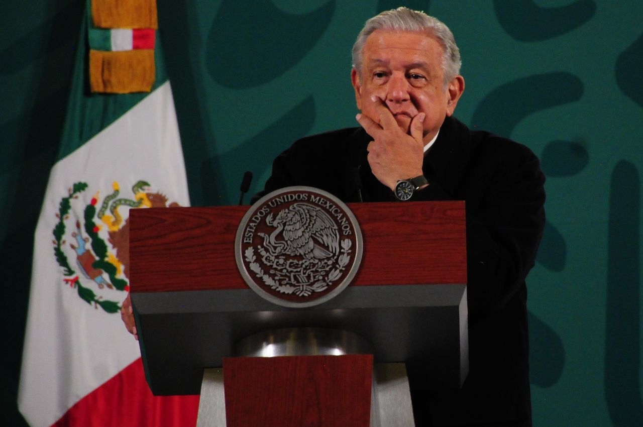 El mandatario dijo que el exgobernador de Baja California ha ayudado mucho al movimiento democrático