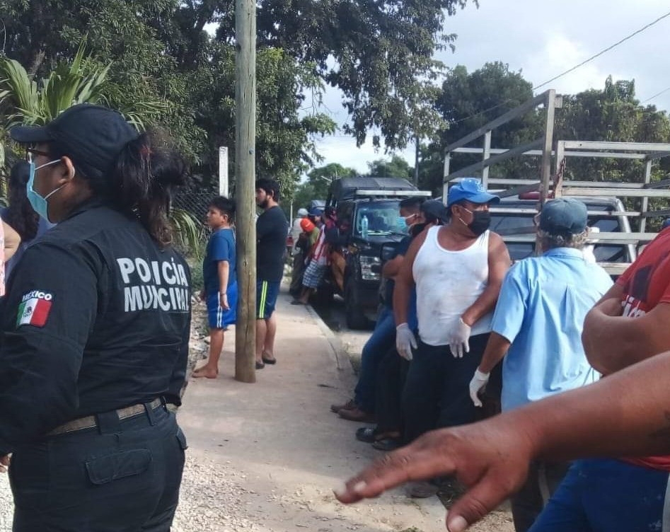 Pobladores acusan a tramitadores del Infonavit por intentar desalojar a una familia en Tizimín