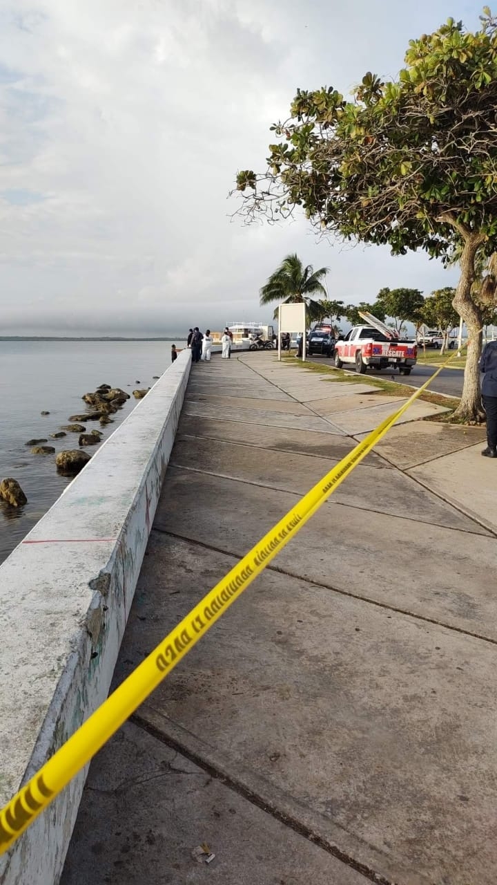 Hallan cadáver que flotaba en la Bahía de Chetumal; el segundo en menos de 24 horas
