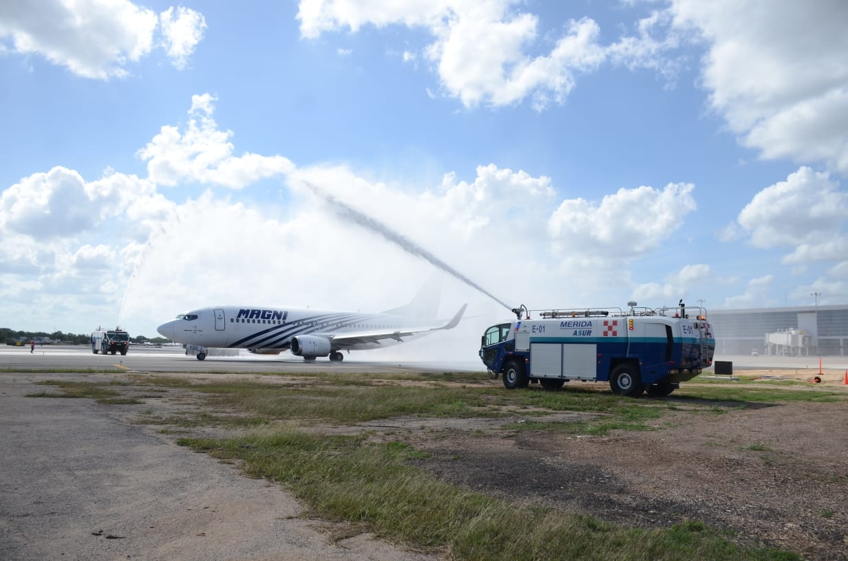 Aeropuerto de Mérida reanuda conexión aérea con Cuba tras 21 meses