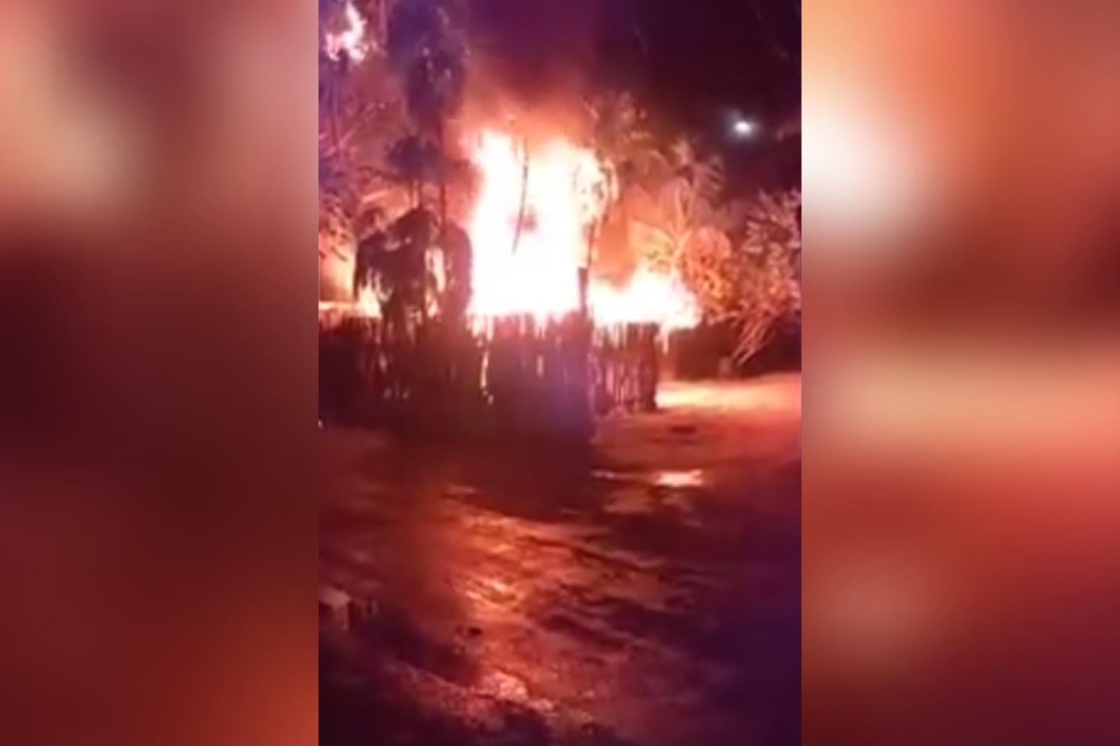 Se incendia palapa de club de playa en la Zona Hotelera de Tulum: VIDEO