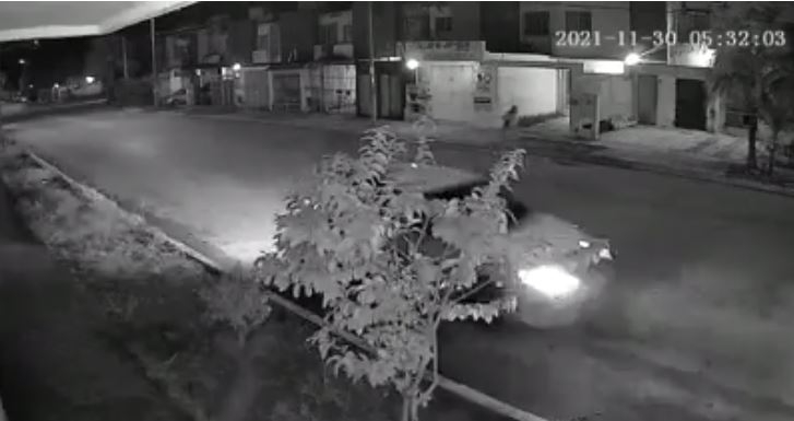 Captan momento exacto de un asalto en Paseos Kabah de Cancún: VIDEO