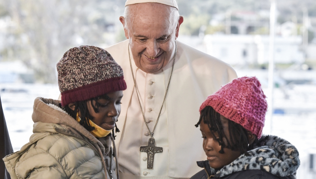 Papa Francisco denuncia el "naufragio de la civilización" que abandona a los migrantes