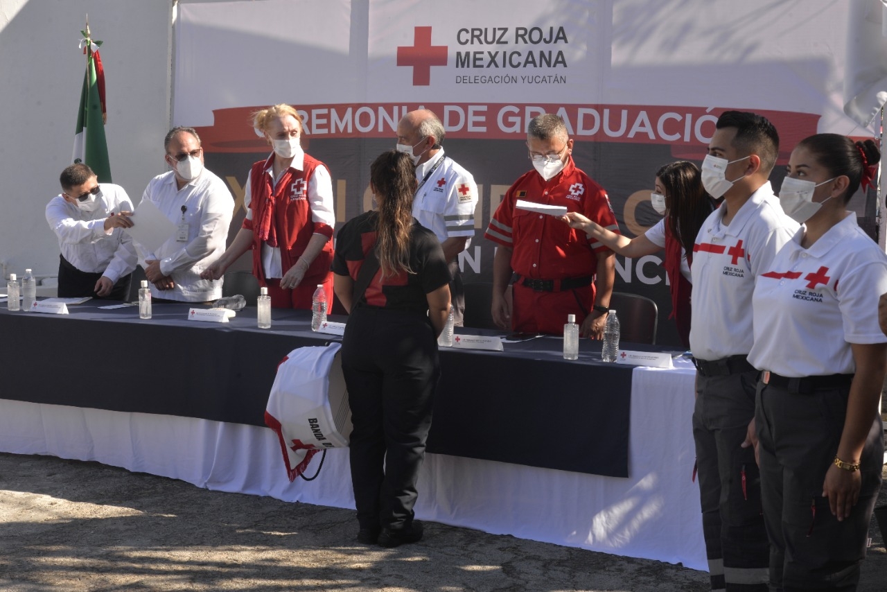 Mérida: Más de 30 voluntarios se gradúan como técnicos de la Cruz Roja Mexicana