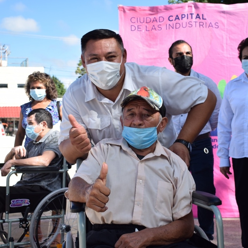 CREE Yucatán entrega credenciales a personas con discapacidad en Umán