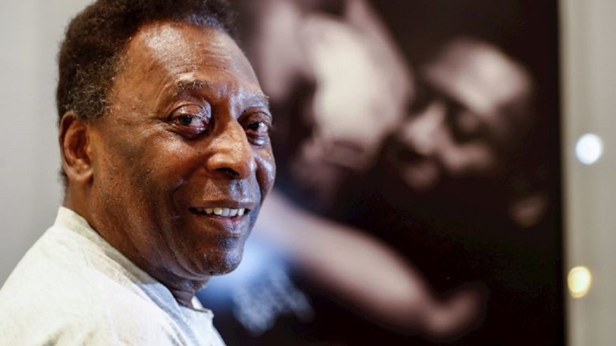 Internan a Pelé por cáncer de colon en hospital de Sao Paulo