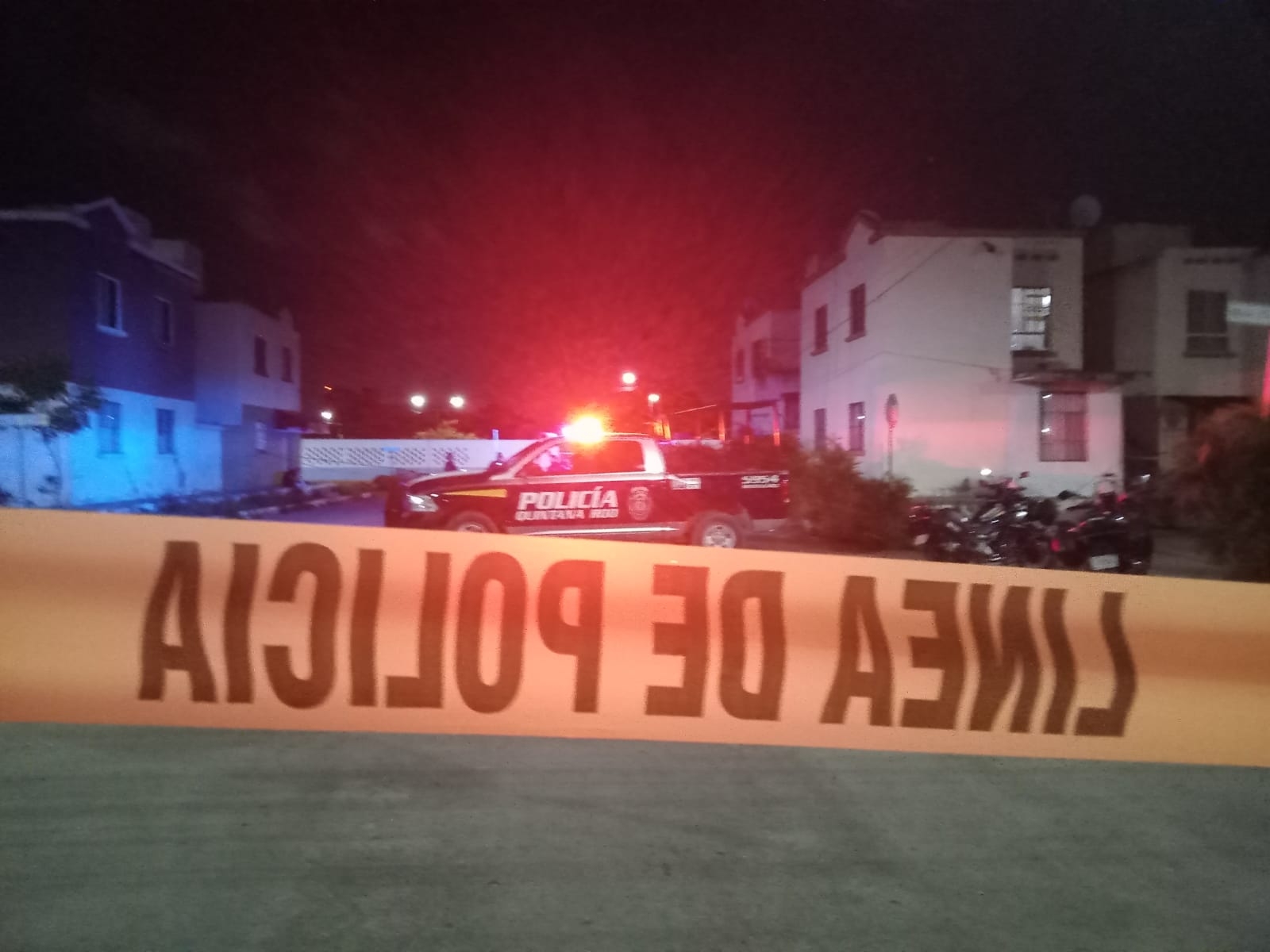 Asesinan a un hombre a balazos en Villas Otoch Paraíso de Cancún