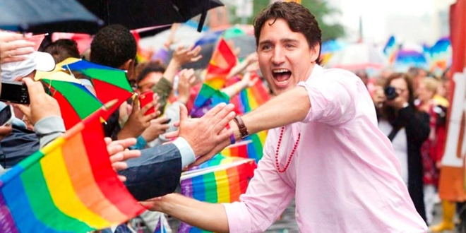 Justin Trudeau celebra prohibición de terapias de conversión en Canadá